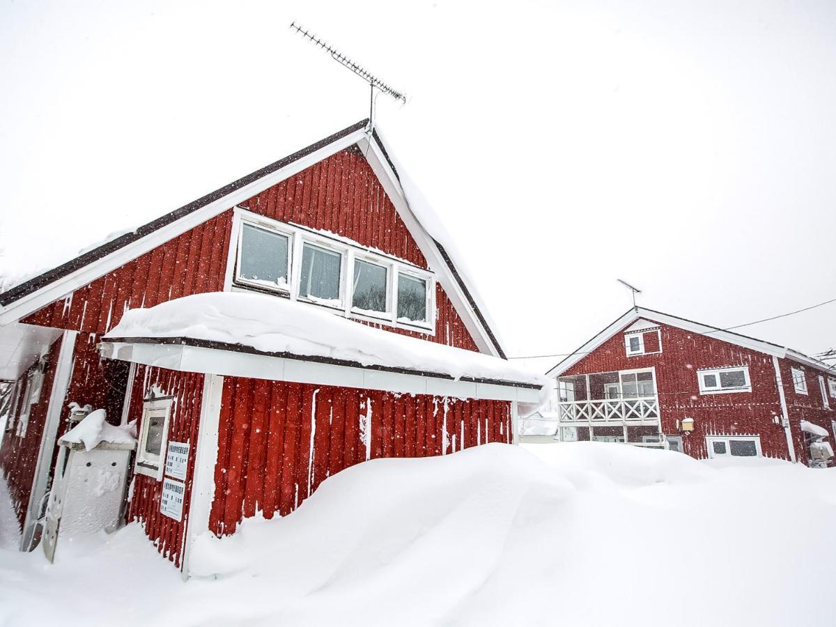 Rusutsu Lodges Pension Lilla Huset Niseko Extérieur photo