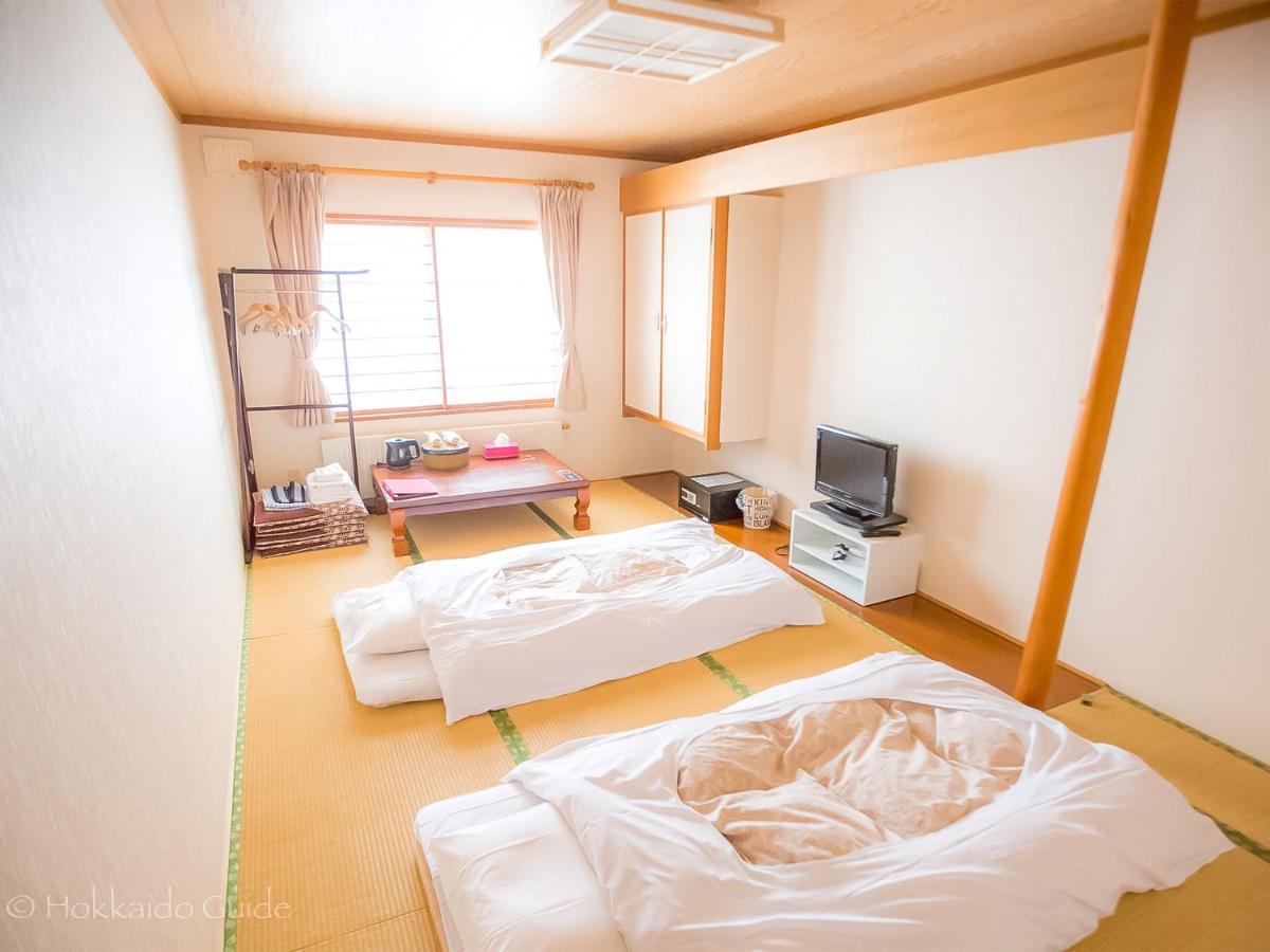 Rusutsu Lodges Pension Lilla Huset Niseko Extérieur photo