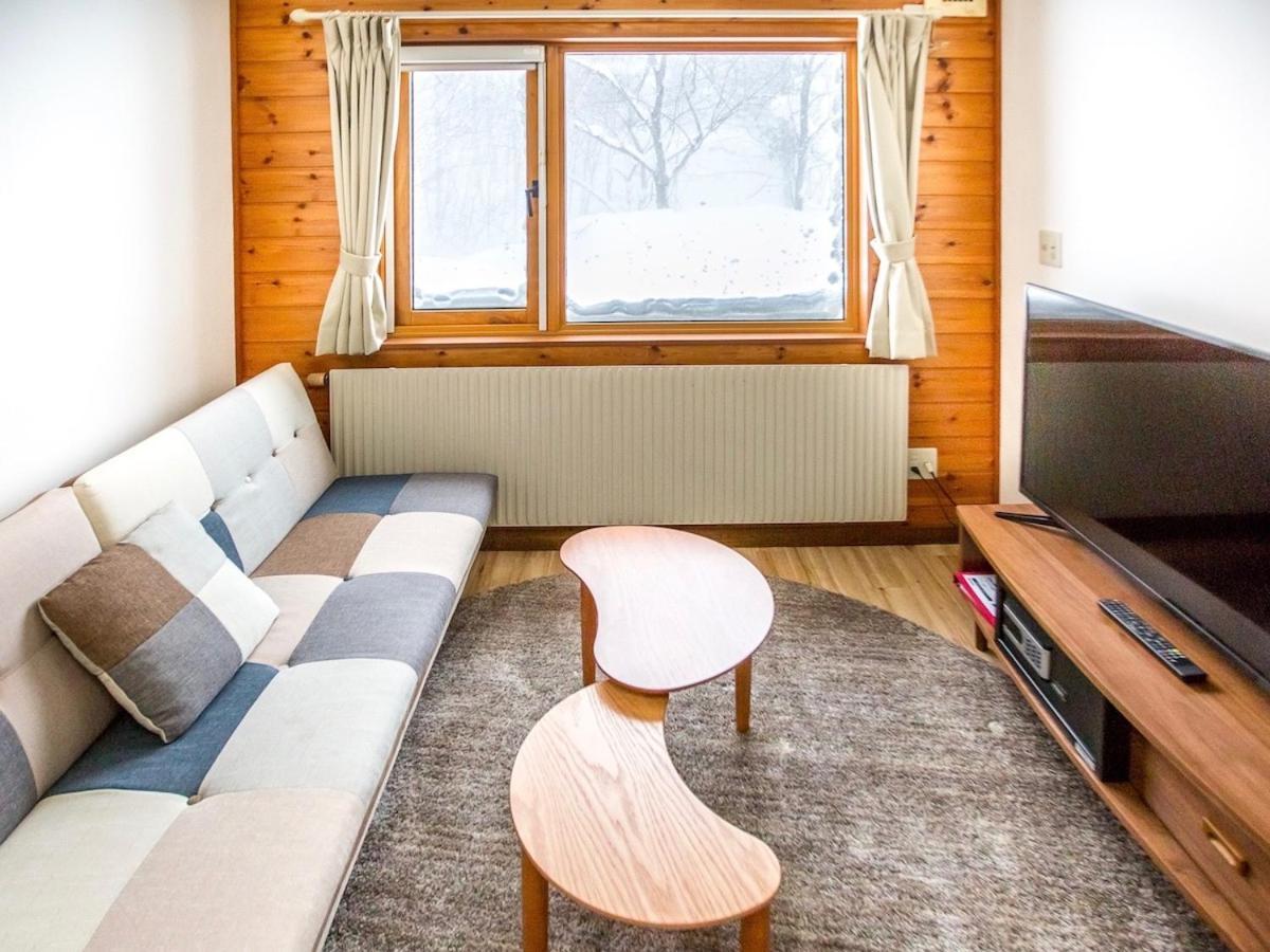 Rusutsu Lodges Pension Lilla Huset Niseko Extérieur photo