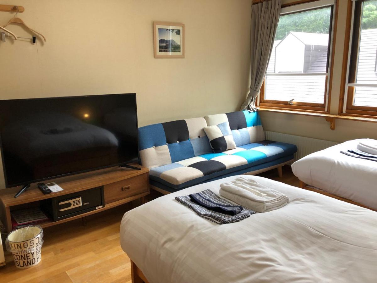 Rusutsu Lodges Pension Lilla Huset Niseko Extérieur photo