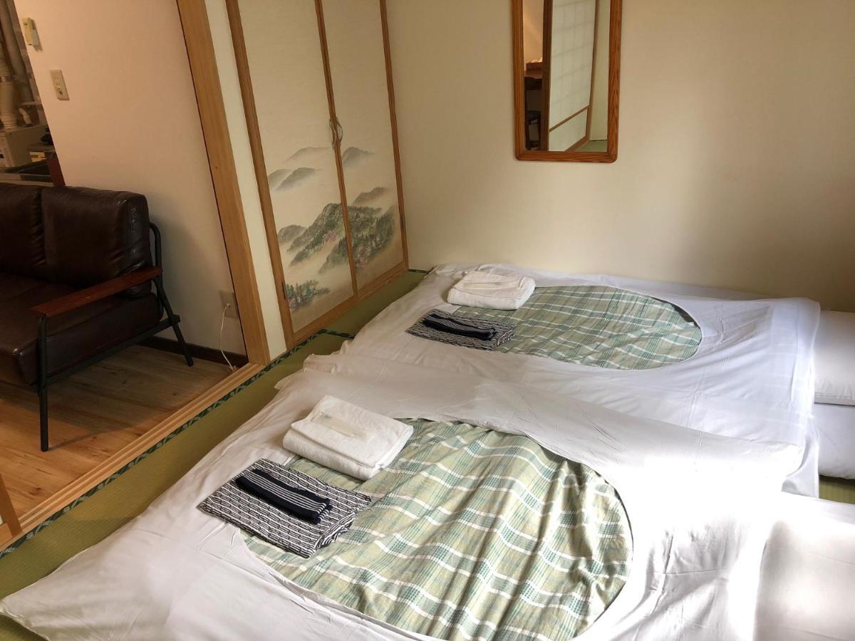 Rusutsu Lodges Pension Lilla Huset Niseko Extérieur photo
