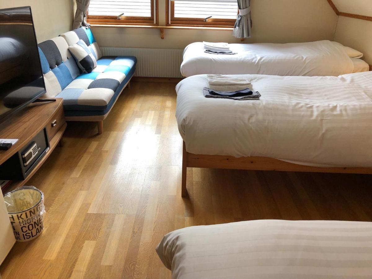 Rusutsu Lodges Pension Lilla Huset Niseko Extérieur photo