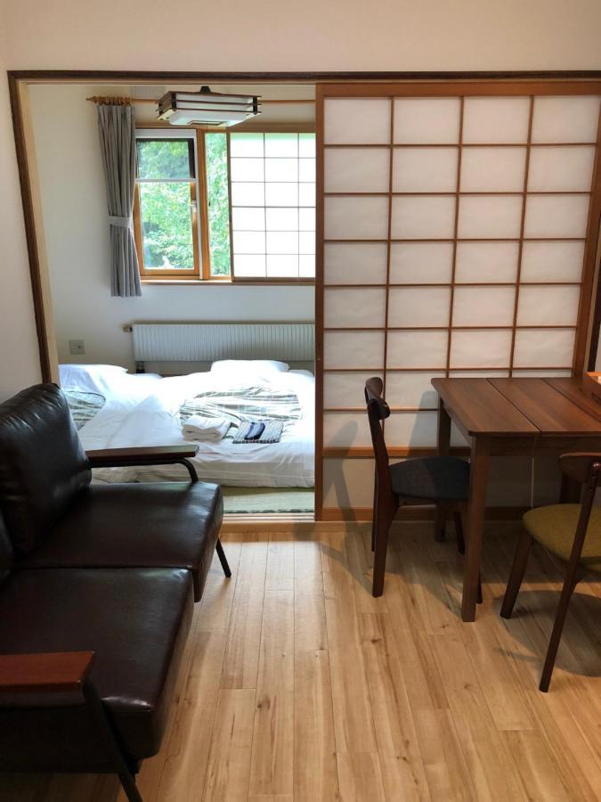 Rusutsu Lodges Pension Lilla Huset Niseko Extérieur photo